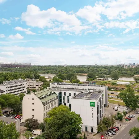 Solec Powisle With The View By Bookinghost *