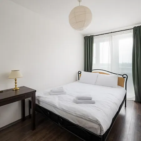 Apartamento Solec Powisle With The View By Bookinghost *